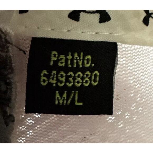 Under Armour Golf Hat Adult Fitted Flex Fit Gray White Mesh Baseball Cap M/L - Picture 7 of 7